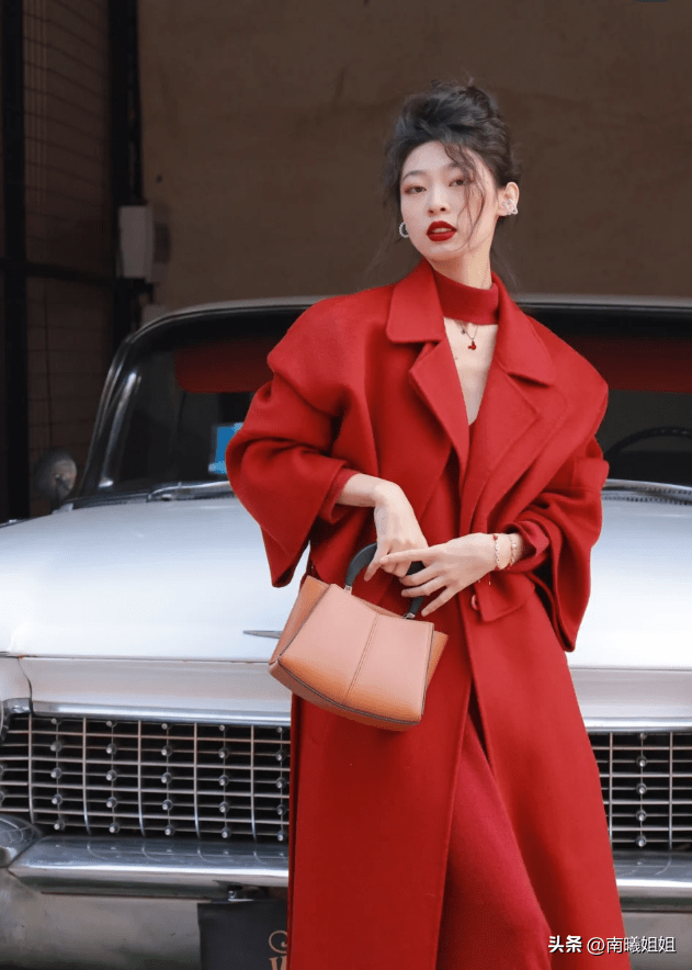 草”？穿错显胖还俗气一般人hold不住ag旗舰厅网站为什么劝你别跟风穿“皮(图16)